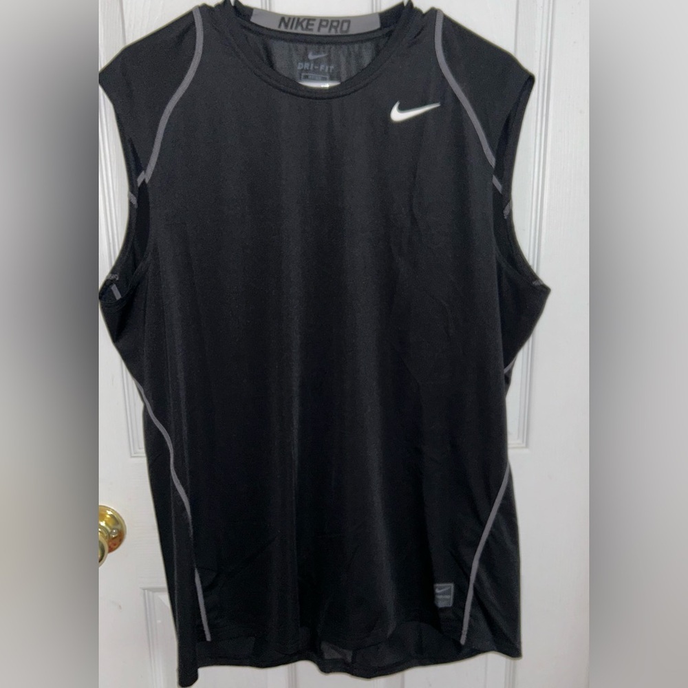 MENS NIKE PRO DRI FIT CUT OFF SLEEVE SHIRT